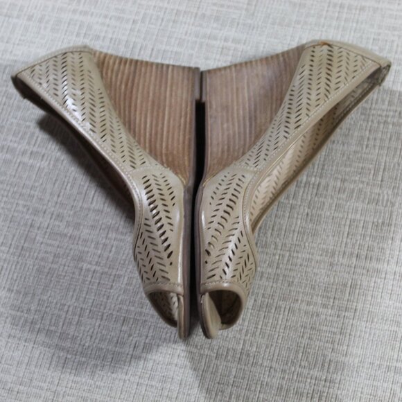 Franco Sarto Size 7M Light Brown Peep Toe Wedge Heels - Picture 3 of 6
